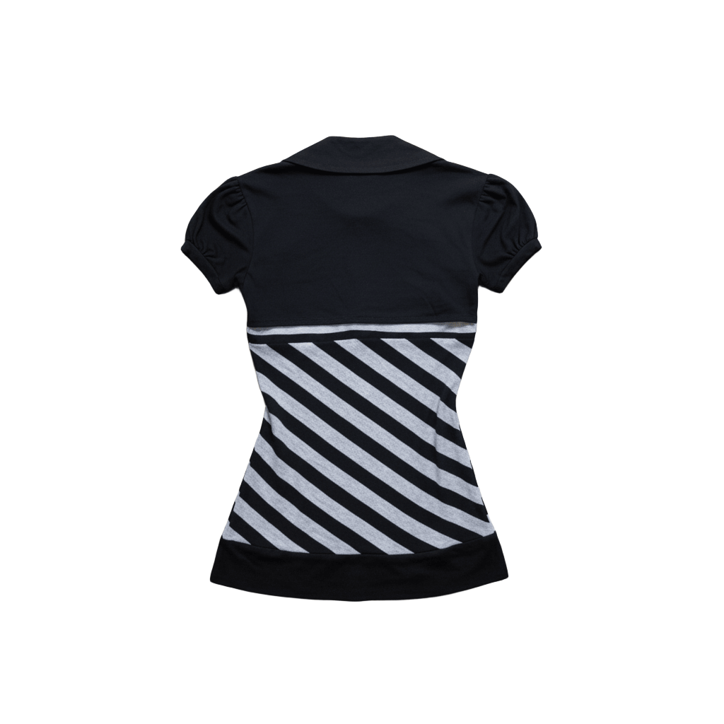 2-in-1 Layered Top Vintage 2000s Elevate your style with our Top Vintage 2000s: a chic 2-in-1 Layered Top featuring a Black Bolero and Striped Vest. Perfect for any occasion!