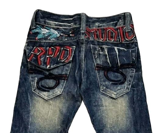 American Style Cargo Jeans - Loose Fit Low Waist Discover the American Style Cargo Jeans - Loose Fit Low Waist, featuring Y2K flair, streetwear edge, and premium denim for lasting comfort and style.